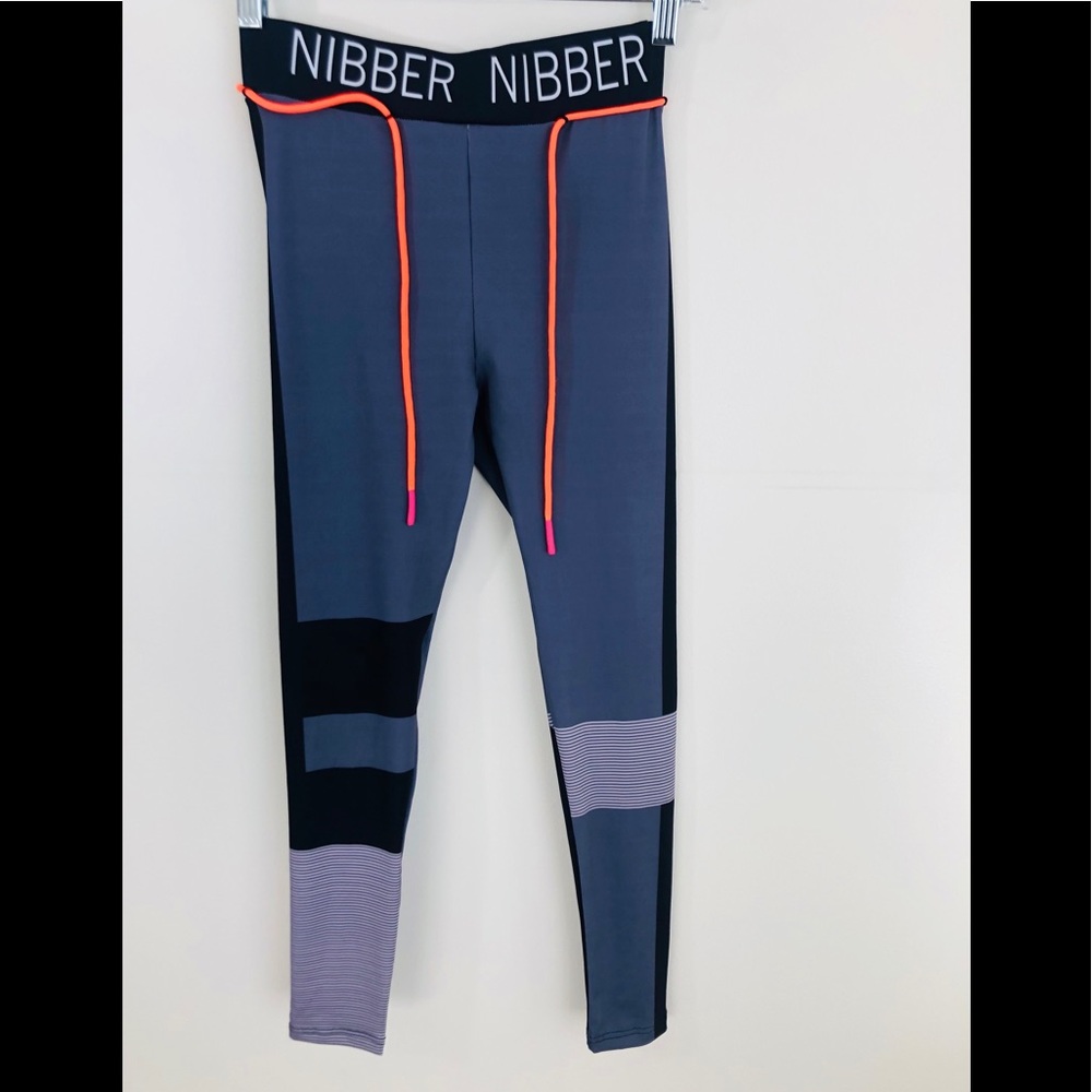 Nibber Size Small Leggings with draw string (pos2)